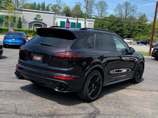 2018 Porsche Cayenne GTS