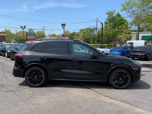 2018 Porsche Cayenne GTS