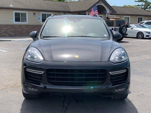 2018 Porsche Cayenne GTS