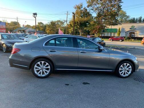 2019 Mercedes-Benz E-Class 4MATIC