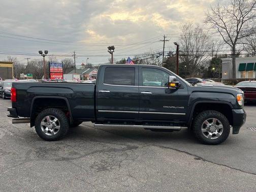 2018 GMC Sierra 3500 Denali
