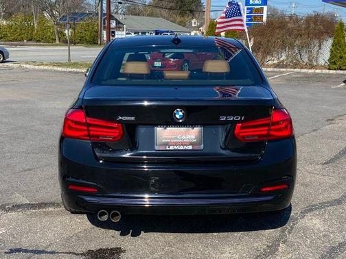 Jet Black 2018 BMW 330 xDrive