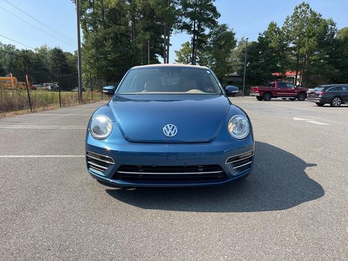 2019 Volkswagen Beetle 2.0T SE