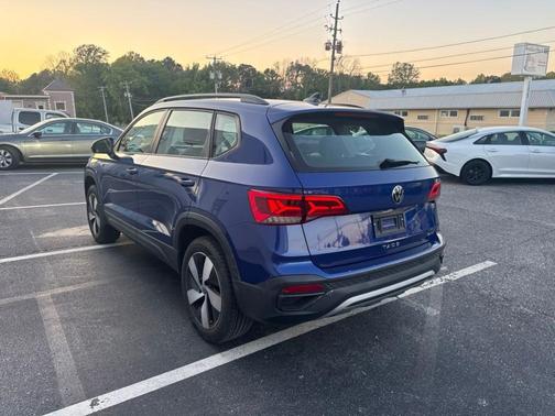 Blue Dusk 2023 Volkswagen Taos 1.5T S