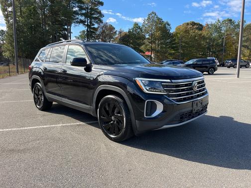 2025 Volkswagen Atlas 2.0T SE