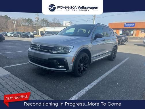 2021 Volkswagen Tiguan 2.0T SE R-Line Black