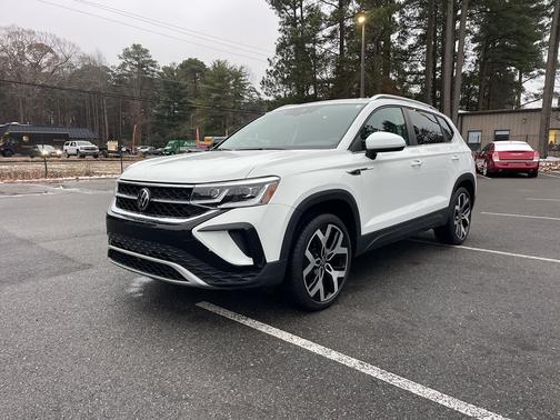 2023 Volkswagen Taos 1.5T SEL