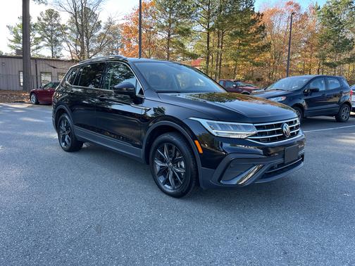 2024 Volkswagen Tiguan 2.0T SE