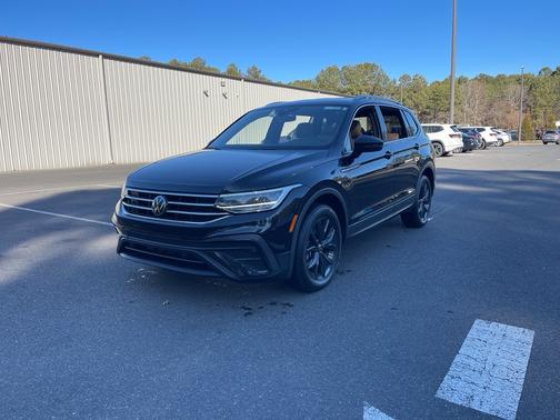 2024 Volkswagen Tiguan 2.0T SE
