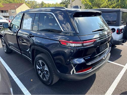 2023 Jeep Grand Cherokee 4xe Base