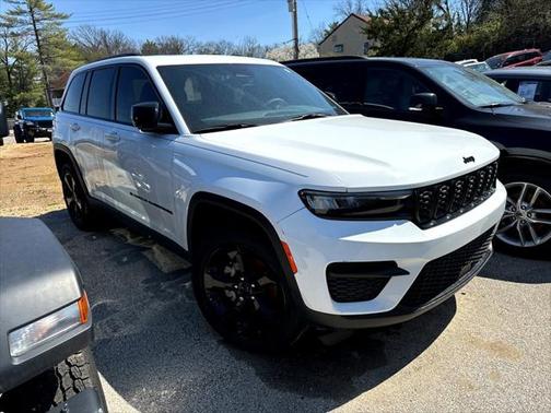 2023 Jeep Grand Cherokee Altitude