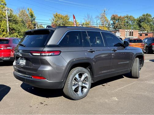 2022 Jeep Grand Cherokee 4xe Base