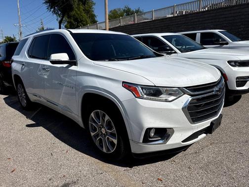 2021 Chevrolet Traverse Premier