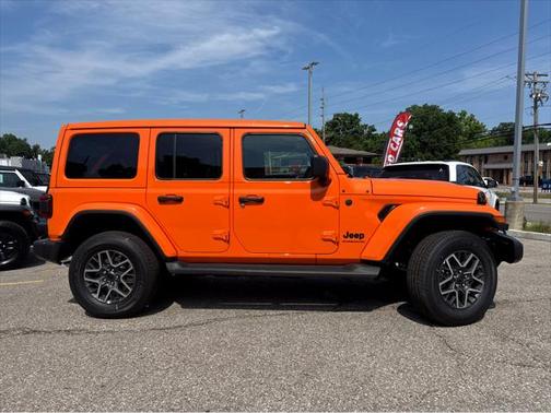 2025 Jeep Wrangler 4-Door Sahara 4x4