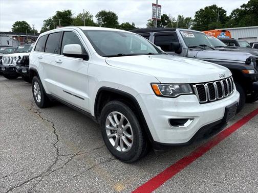 2022 Jeep Grand Cherokee Laredo