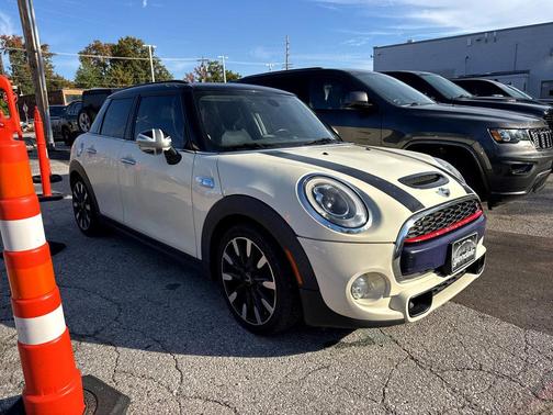 2016 MINI Hardtop Cooper S