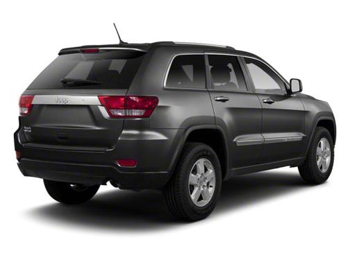Maximum Steel Metallic Clearcoat 2013 Jeep Grand Cherokee Laredo