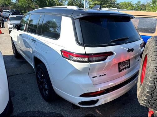 2023 Jeep Grand Cherokee L Summit