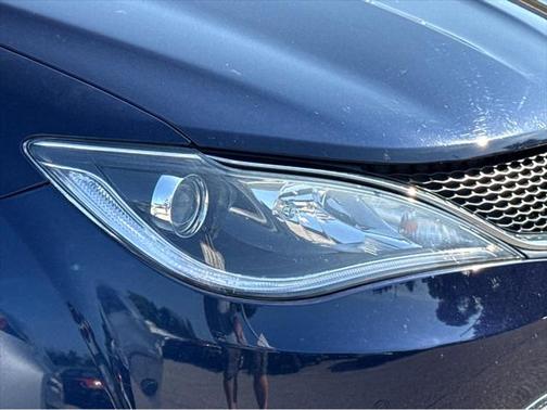 2019 Chrysler Pacifica Touring-L Plus