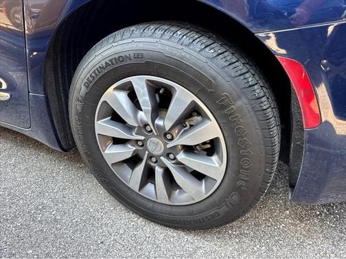 2019 Chrysler Pacifica Touring-L Plus