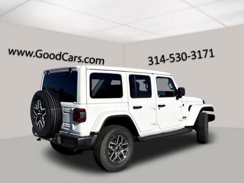 2025 Jeep Wrangler 4-Door Sahara 4x4