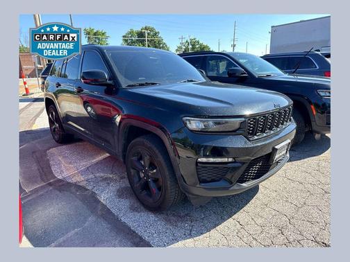 Diamond Black Crystal Pearlcoat 2023 Jeep Grand Cherokee Limited