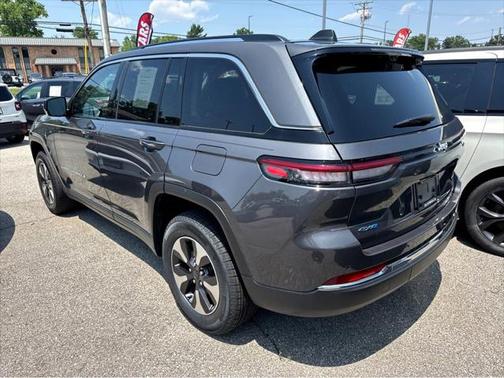 2023 Jeep Grand Cherokee 4xe Base