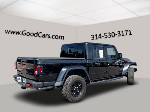 Black Clearcoat 2023 Jeep Gladiator Mojave 4x4