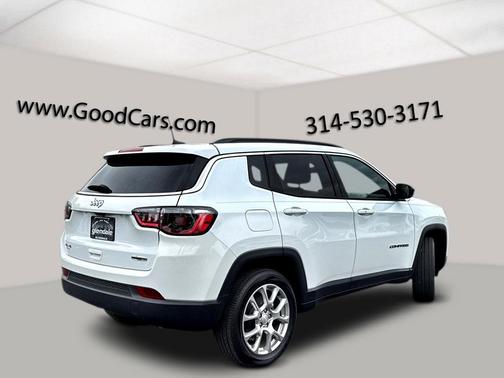 2024 Jeep Compass Latitude Lux