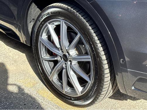 2024 Audi Q5 e 55 S line Prestige
