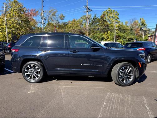 2024 Jeep Grand Cherokee 4xe Overland
