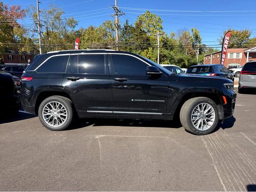 2022 Jeep Grand Cherokee 4xe Summit