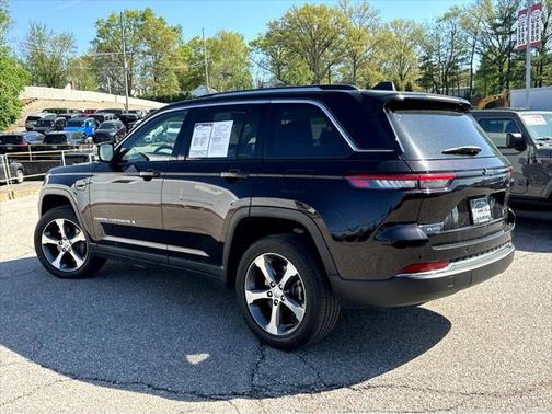 2022 Jeep Grand Cherokee 4xe Base