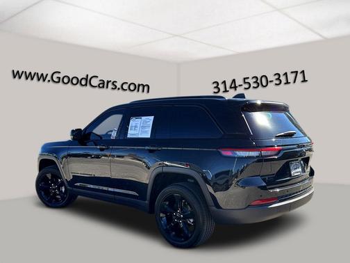 2022 Jeep Grand Cherokee Altitude