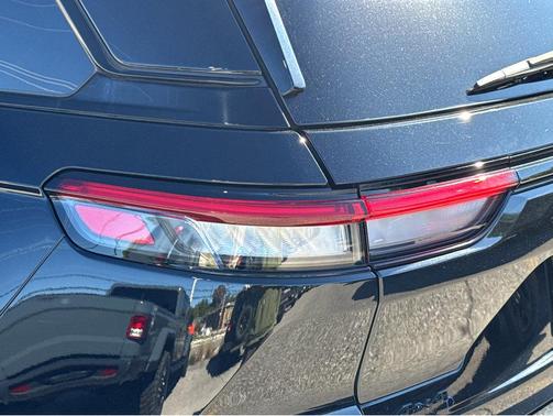 2022 Jeep Grand Cherokee Altitude