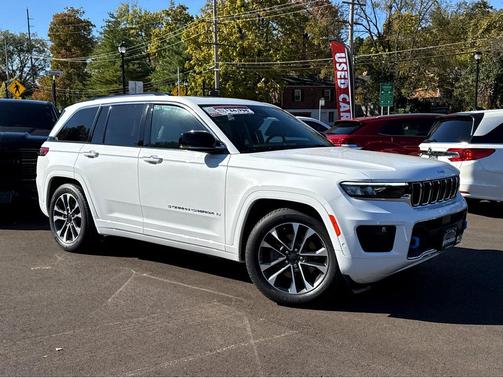 2022 Jeep Grand Cherokee 4xe Overland