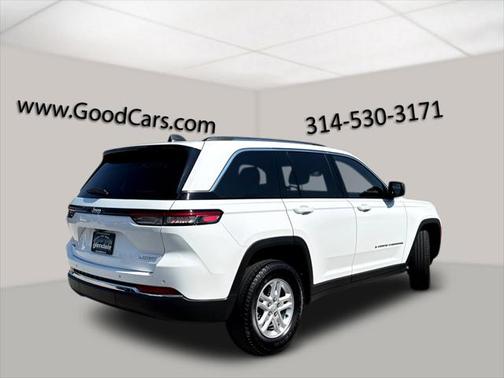 2023 Jeep Grand Cherokee Laredo