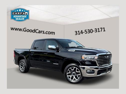 Diamond Black Crystal Pearlcoat 2025 RAM 1500 Laramie