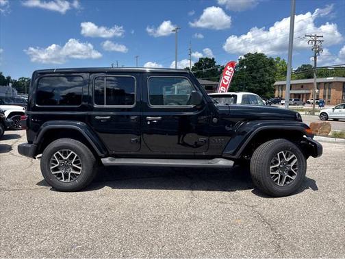 2025 Jeep Wrangler 4-Door Sahara 4x4