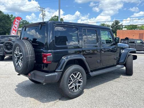 2025 Jeep Wrangler 4-Door Sahara 4x4