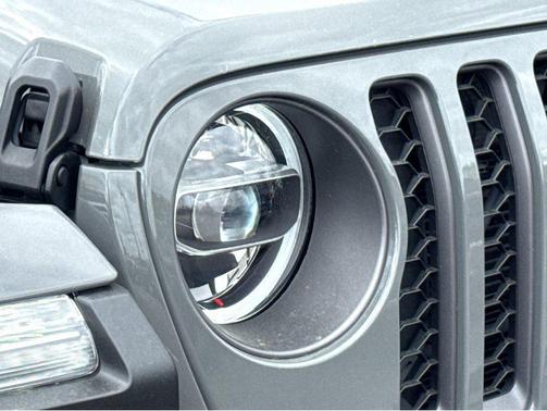 Sting-Gray Clearcoat 2022 Jeep Wrangler Unlimited Rubicon 392