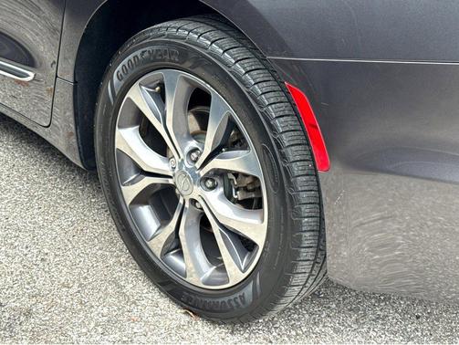 2017 Chrysler Pacifica Limited