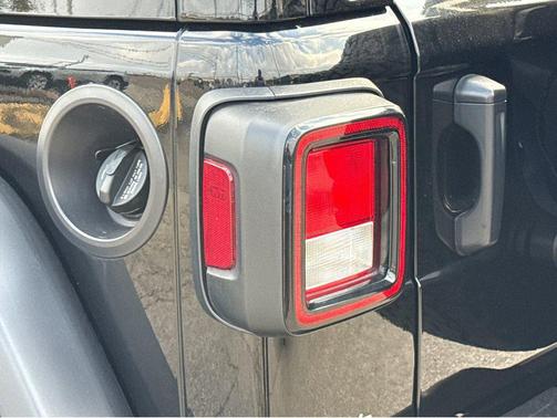 2023 Jeep Wrangler 4-Door High Tide 4x4