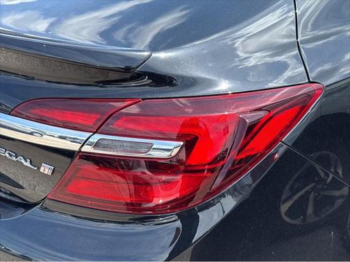 2017 Buick Regal Turbo Sport Touring