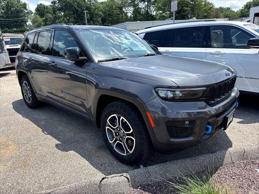 2022 Jeep Grand Cherokee 4xe Trailhawk