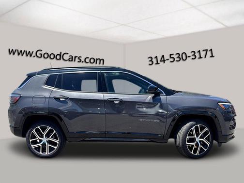 Baltic Gray Metallic Clearcoat 2024 Jeep Compass Limited