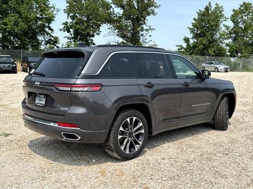2025 Jeep Grand Cherokee Overland