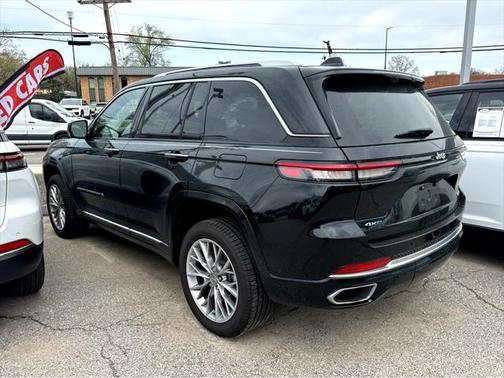 2020 Jeep Grand Cherokee Summit