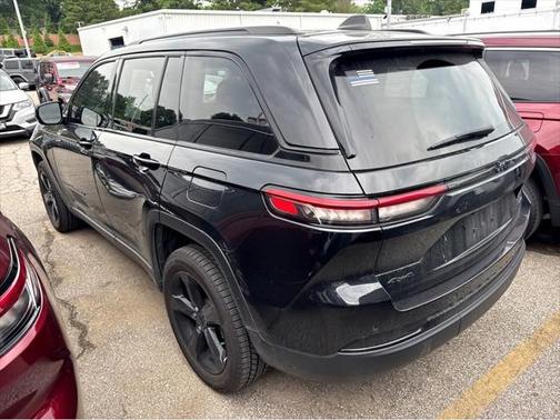 2023 Jeep Grand Cherokee Limited X