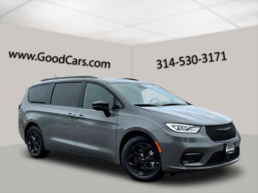 2025 Chrysler Pacifica Hybrid Premium S Appearance Pkg